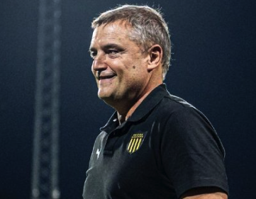 Peñarol le ganó 2-1 a Rosario Central y volvió a clasificar a octavos de final de la Copa Libertadores