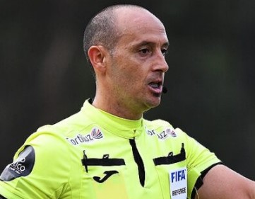Apertura: Designados árbitros de la séptima con De Armas adentro y Antonio García afuera