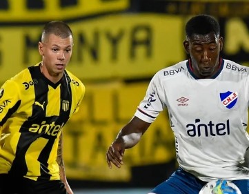 Peñarol cae ante Nacional: Análisis de una derrota que refleja carencias