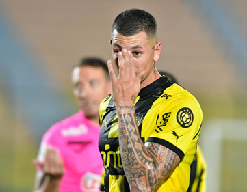 Durísima derrota de Peñarol 2 a 0 ante Liverpool