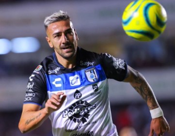 Fue feriante, vendió ropa, calzado y celulares, y jugó en cinco países, la historia de Facundo Batista