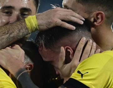 Progreso 0-2 Peñarol: mirá los goles del carbonero, que cortó la mala racha y sigue con vida en el Intermedio
