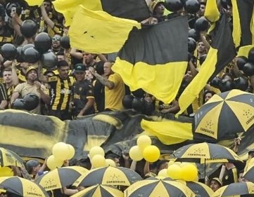 Peñarol visita a The Strongest por octavos de Copa Libertadores: hora, posibles formaciones y dónde verlo