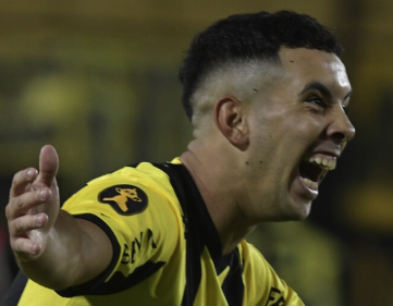 La influencia de Leo Fernández en Peñarol: su letal porcentaje goleador y el desafío de Aguirre ante Nacional