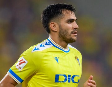 Cadiz niega rotundamente el pase de Maxi Gomez a Peñarol