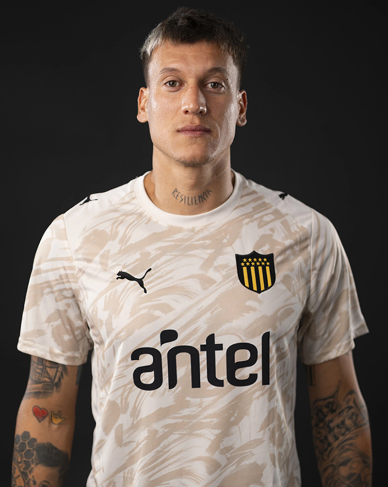 camiseta alternativa 3